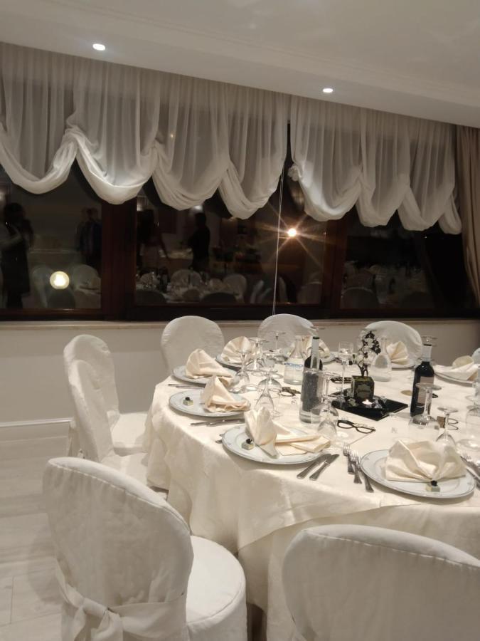 Hotel Edelweiss ペスカッセーロリ エクステリア 写真