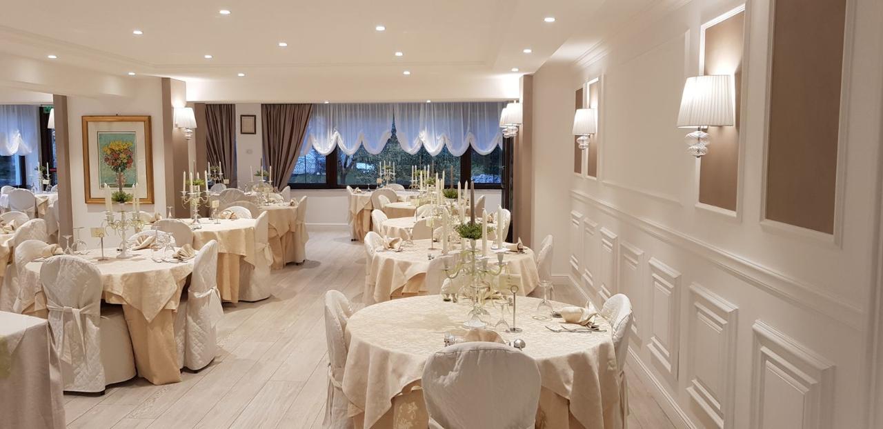 Hotel Edelweiss ペスカッセーロリ エクステリア 写真